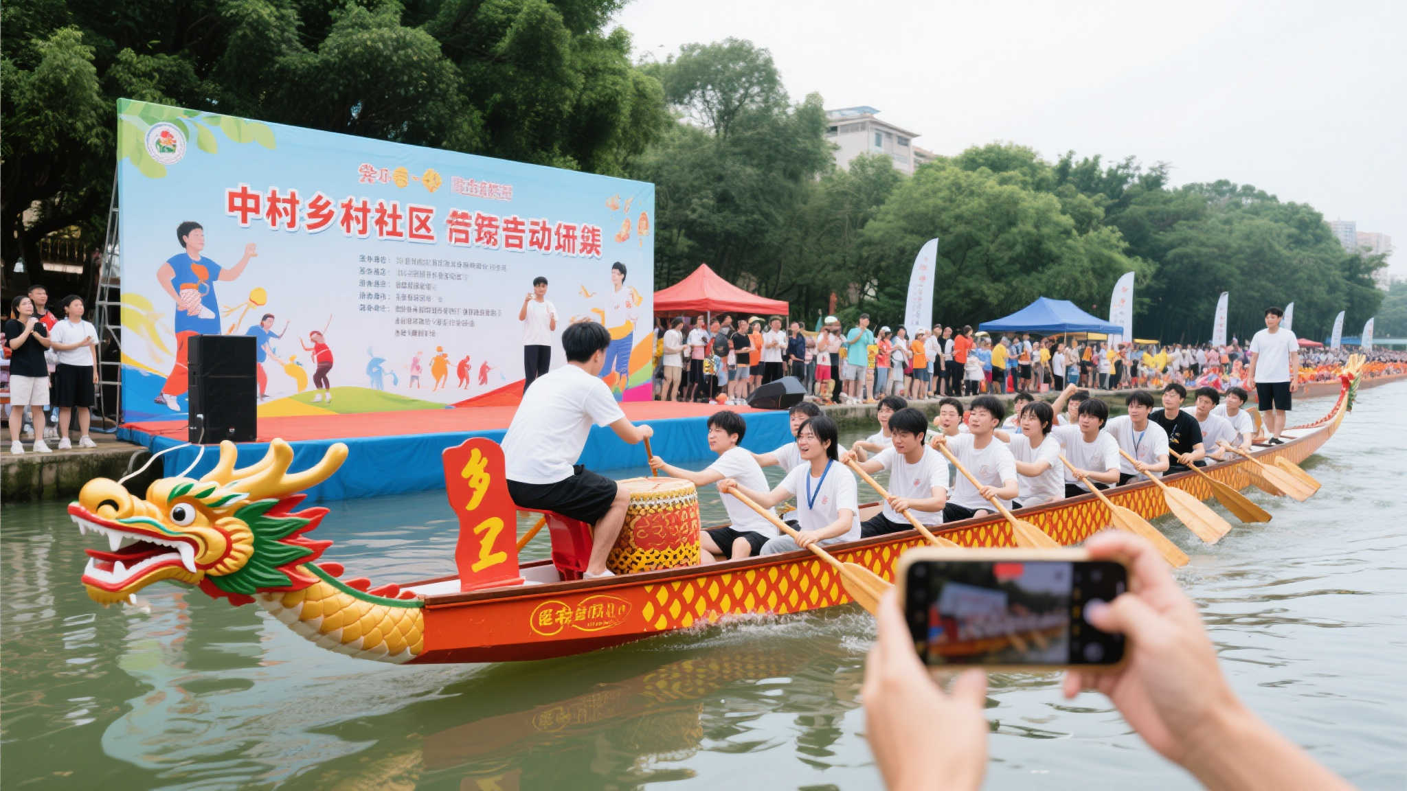广东佛山叠滘龙舟赛再度引爆网络热潮